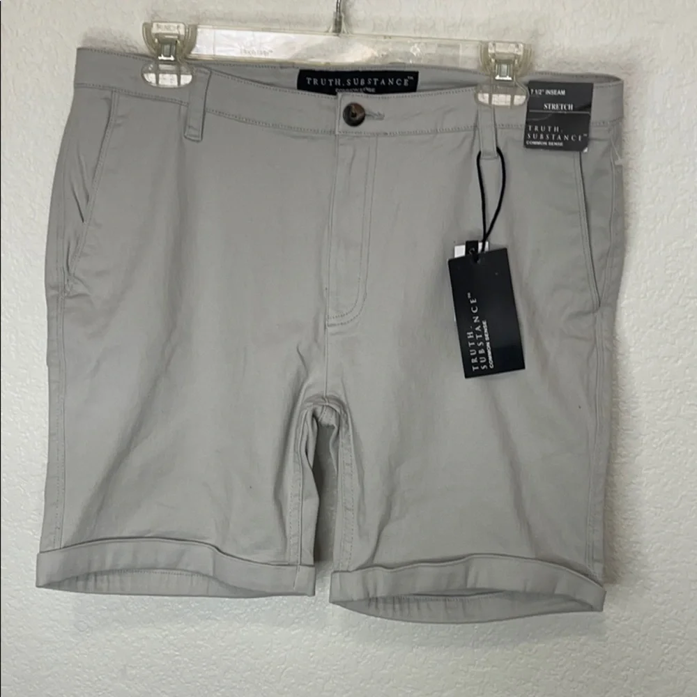 TRUTH SUBSTANCE men's grey cargo short strech size 32